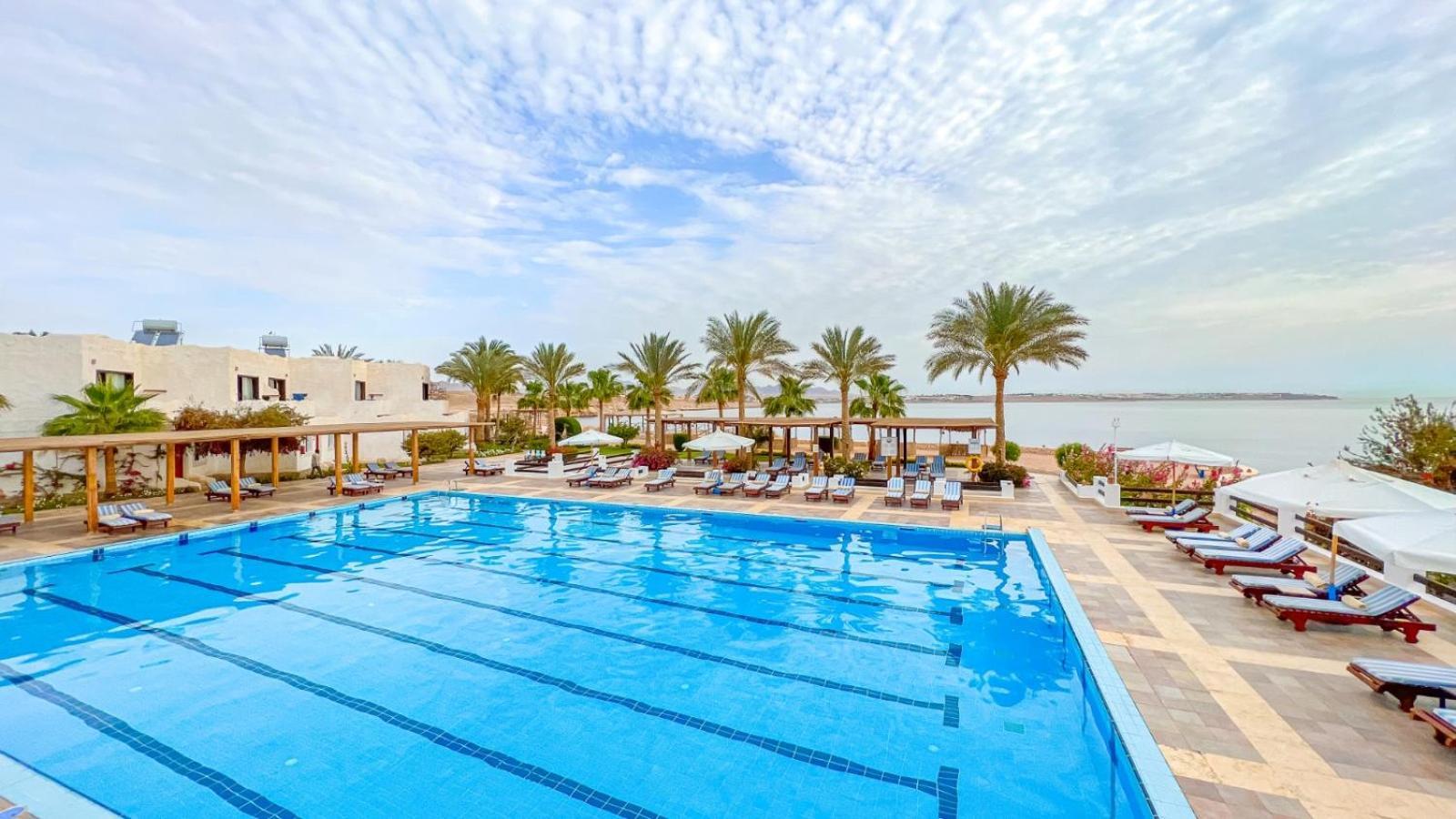 Sharm Club Beach Resort Buitenkant foto